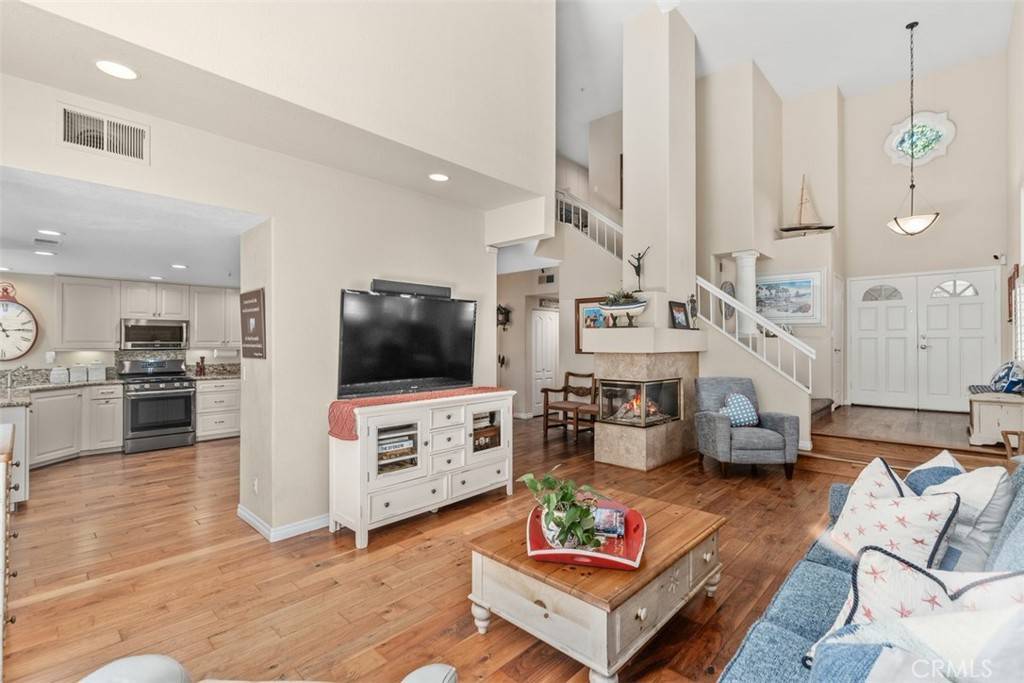 San Clemente, CA 92672,239 Via Presa