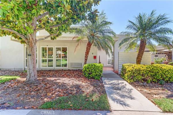 Laguna Woods, CA 92637,2049 Via Mariposa East #E