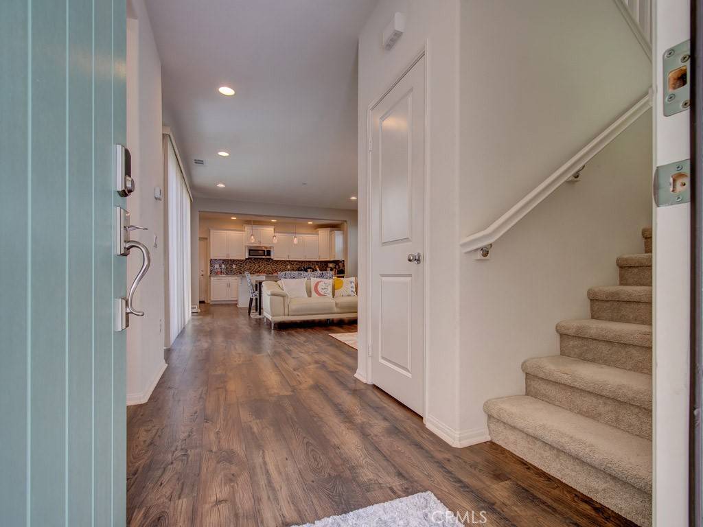 Irvine, CA 92618,147 Acamar