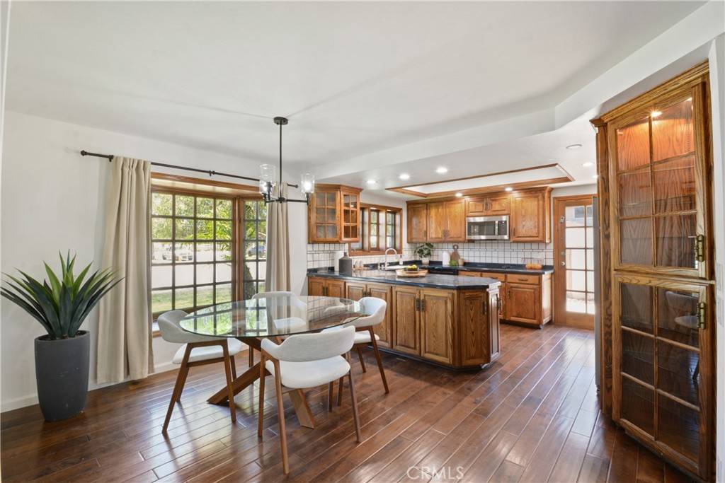 Huntington Beach, CA 92647,16091 Gold CIR