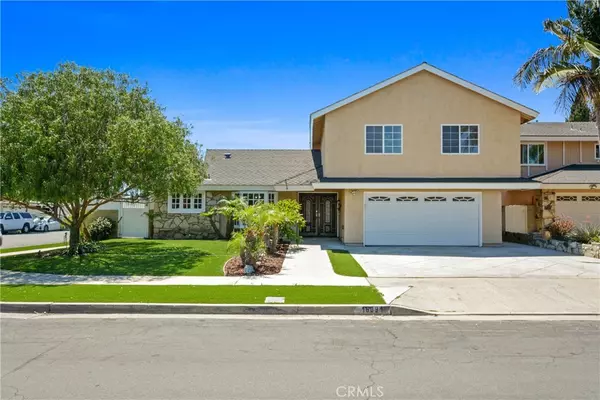 Huntington Beach, CA 92647,16091 Gold CIR