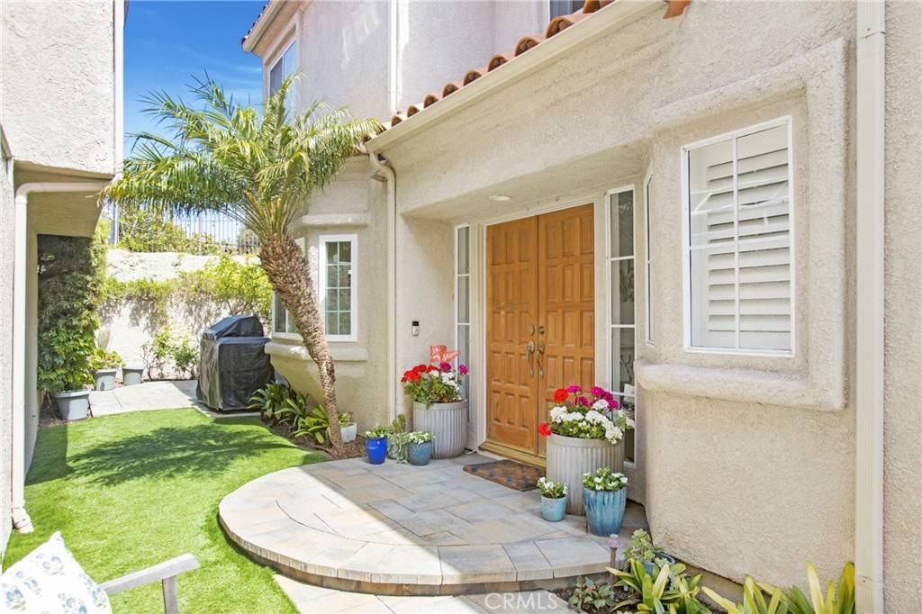 Dana Point, CA 92629,70 Saint Michael