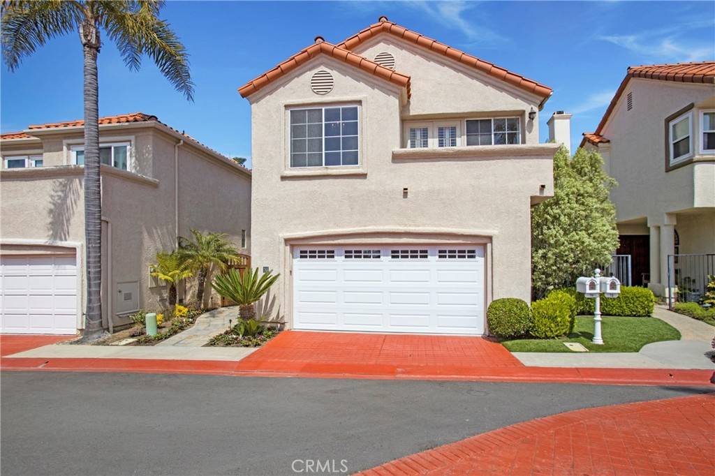 Dana Point, CA 92629,70 Saint Michael