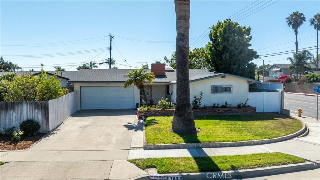 7901 Rhine DR, Huntington Beach, CA 92647