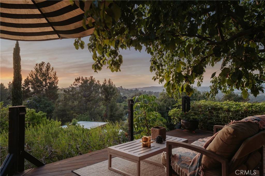 North Tustin, CA 92705,1501 Clearview LN
