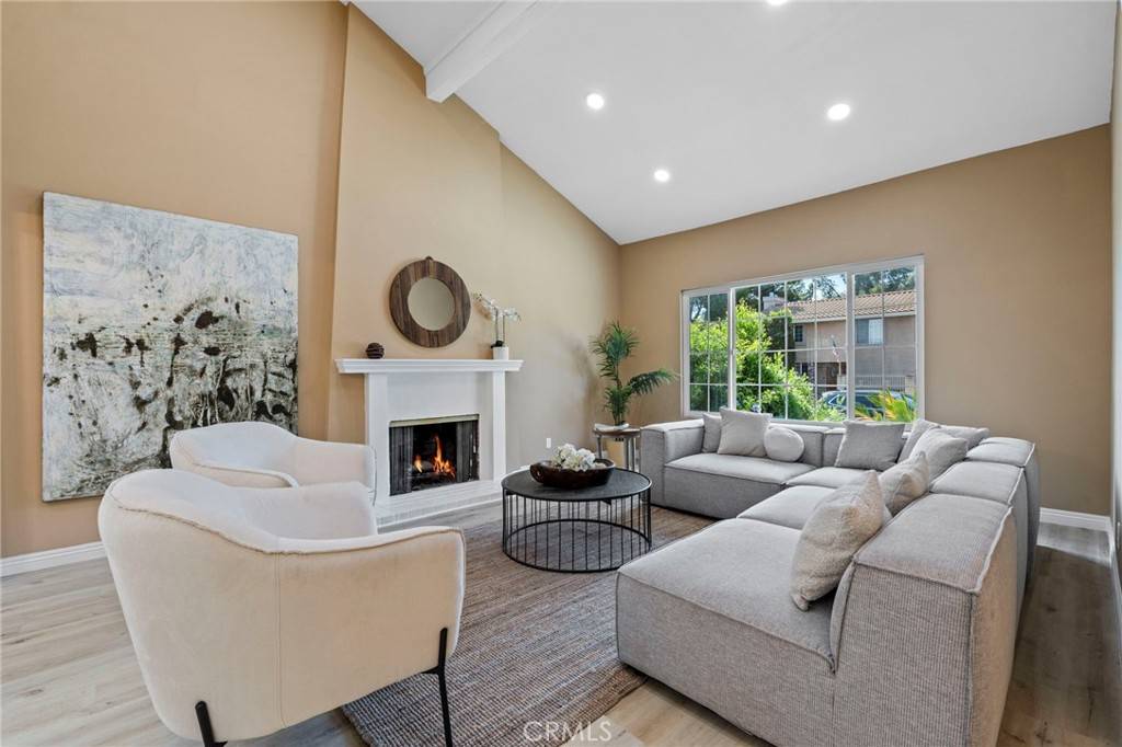 Granada Hills, CA 91344,16511 Halsey