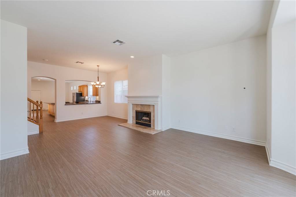 Huntington Beach, CA 92648,415 21st ST