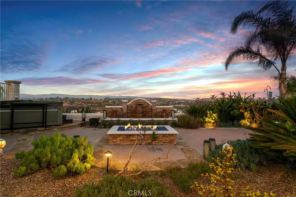 Laguna Niguel, CA 92677,30282 Sonrisa