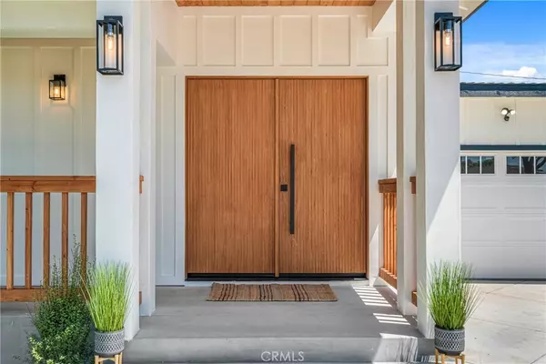 Long Beach, CA 90808,5621 E Carita ST