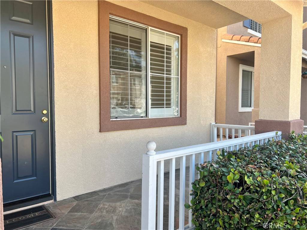Irvine, CA 92602,8 Red Coat PL