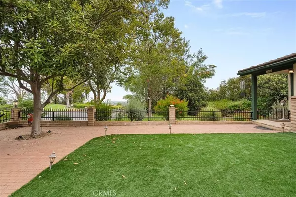 Corona, CA 92882,2587 Eagle CIR