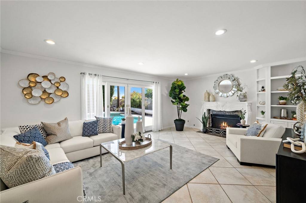 Fountain Valley, CA 92708,9168 El Azul Circle