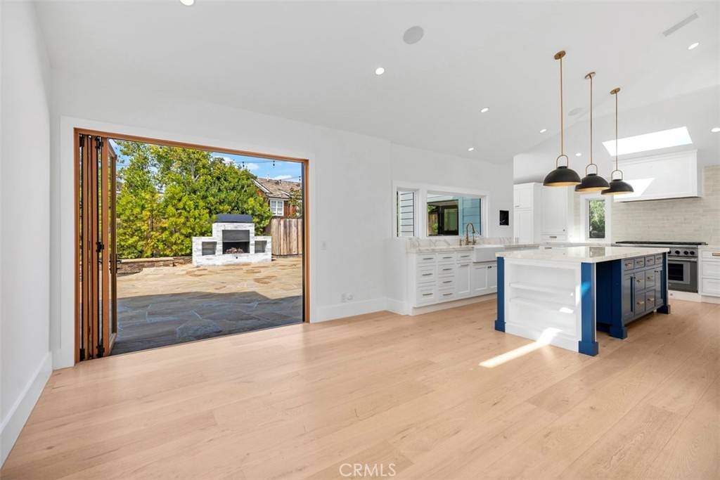 Newport Beach, CA 92660,1954 Port Locksleigh PL