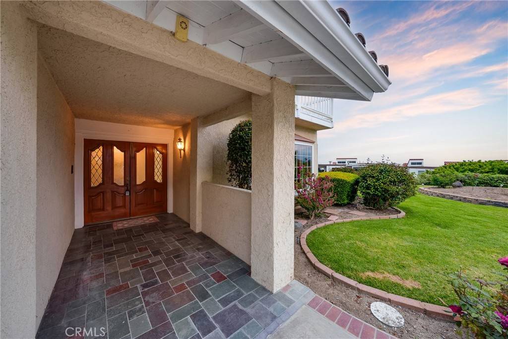 San Clemente, CA 92673,3823 Via Manzana