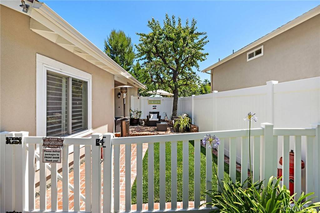 Rancho Santa Margarita, CA 92679,32042 Pleasant Glen Road