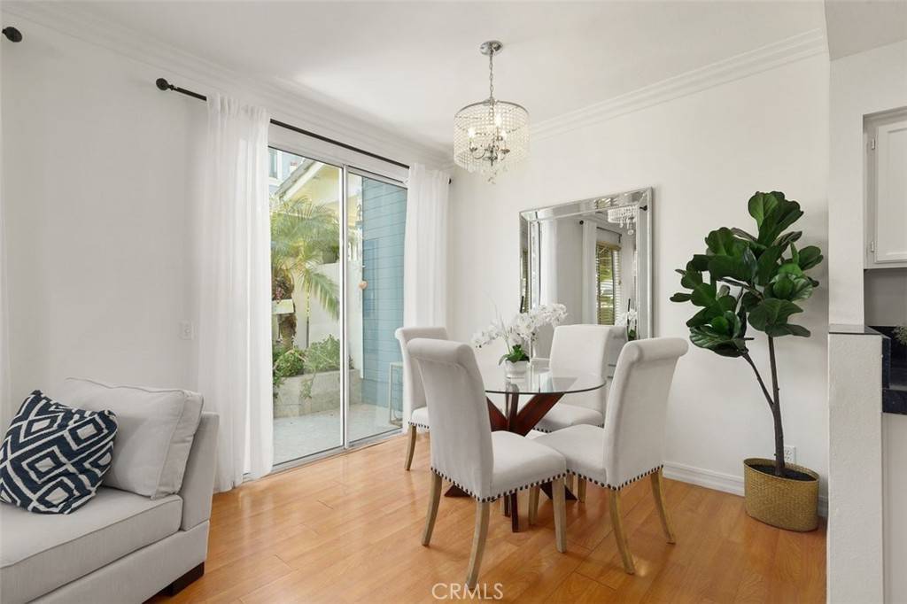 Aliso Viejo, CA 92656,32 Breakers LN