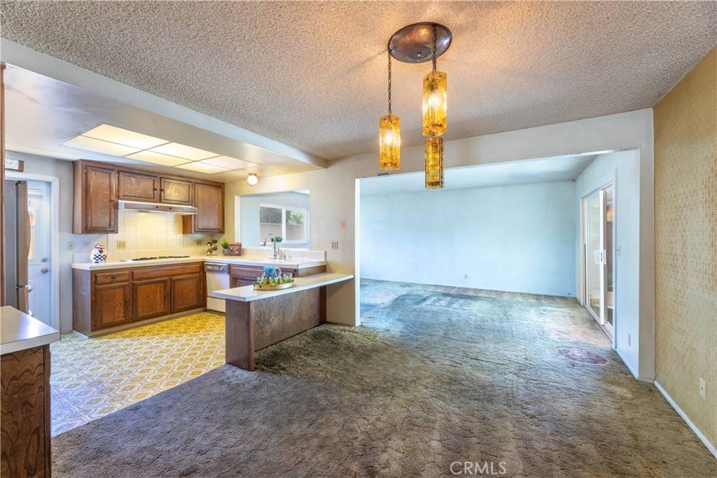 Huntington Beach, CA 92647,15011 Rice CIR