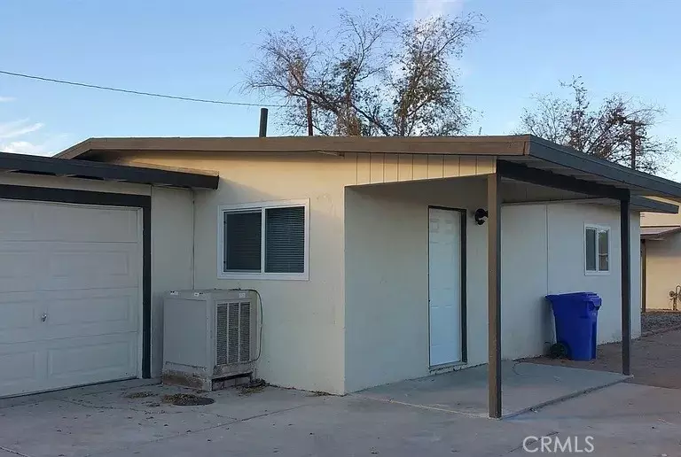 13249 Osage RD, Apple Valley, CA 92308