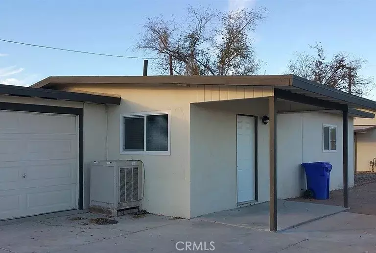 Apple Valley, CA 92308,13249 Osage RD
