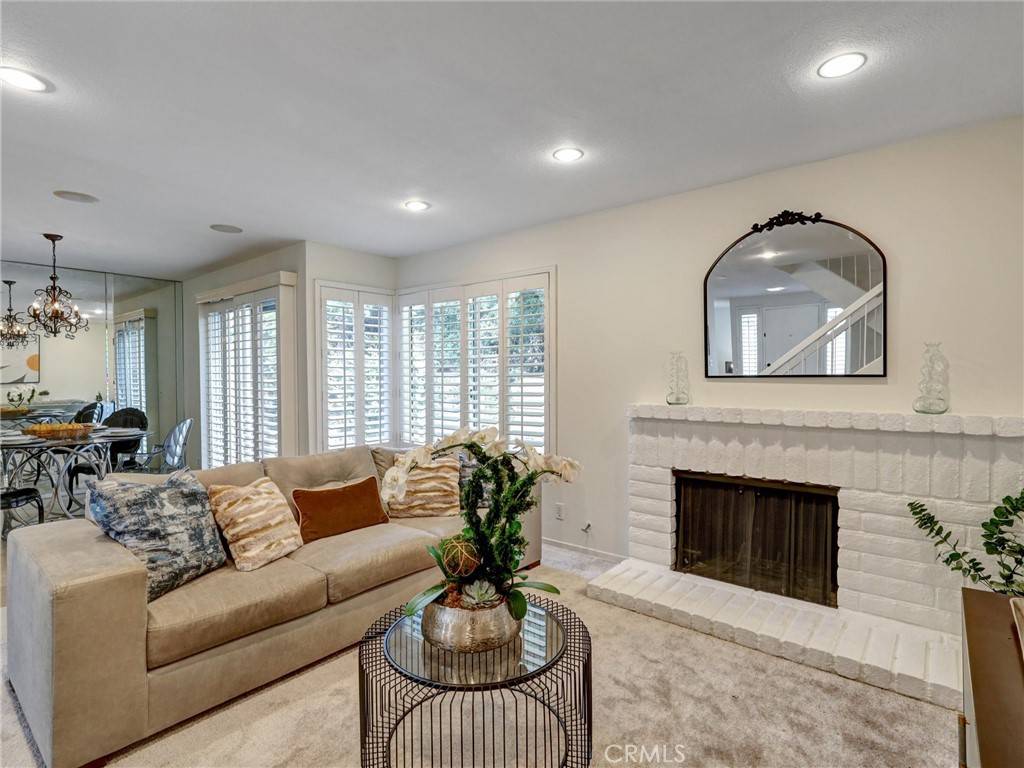 Irvine, CA 92604,43 Glenhurst #24