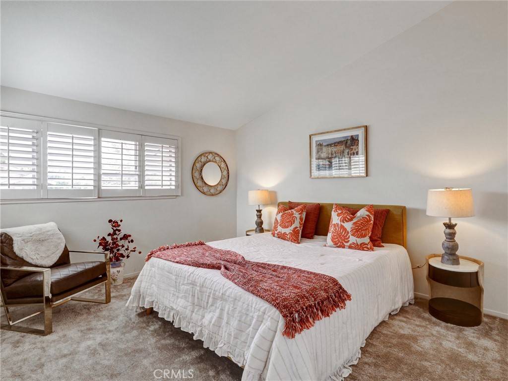 43 Glenhurst #24, Irvine, CA 92604