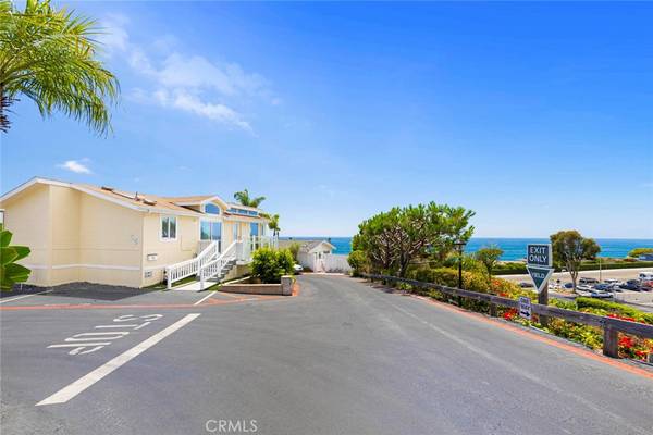 30802 Coast #C6, Laguna Beach, CA 92651
