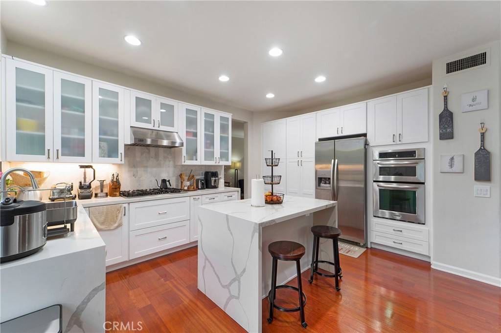 Irvine, CA 92620,32 Parkcrest