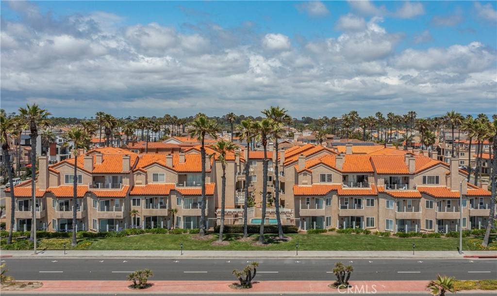 Huntington Beach, CA 92649,2000 Pacific Coast Highway #313