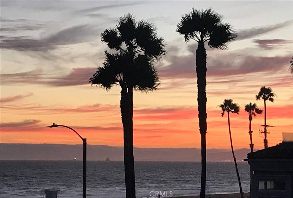 2000 Pacific Coast Highway #313, Huntington Beach, CA 92649