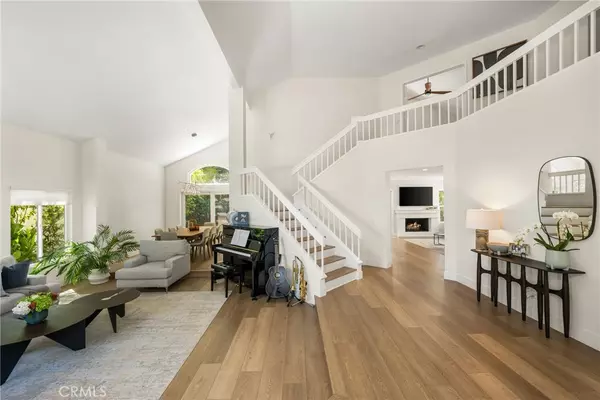 Irvine, CA 92614,5 Bergamo