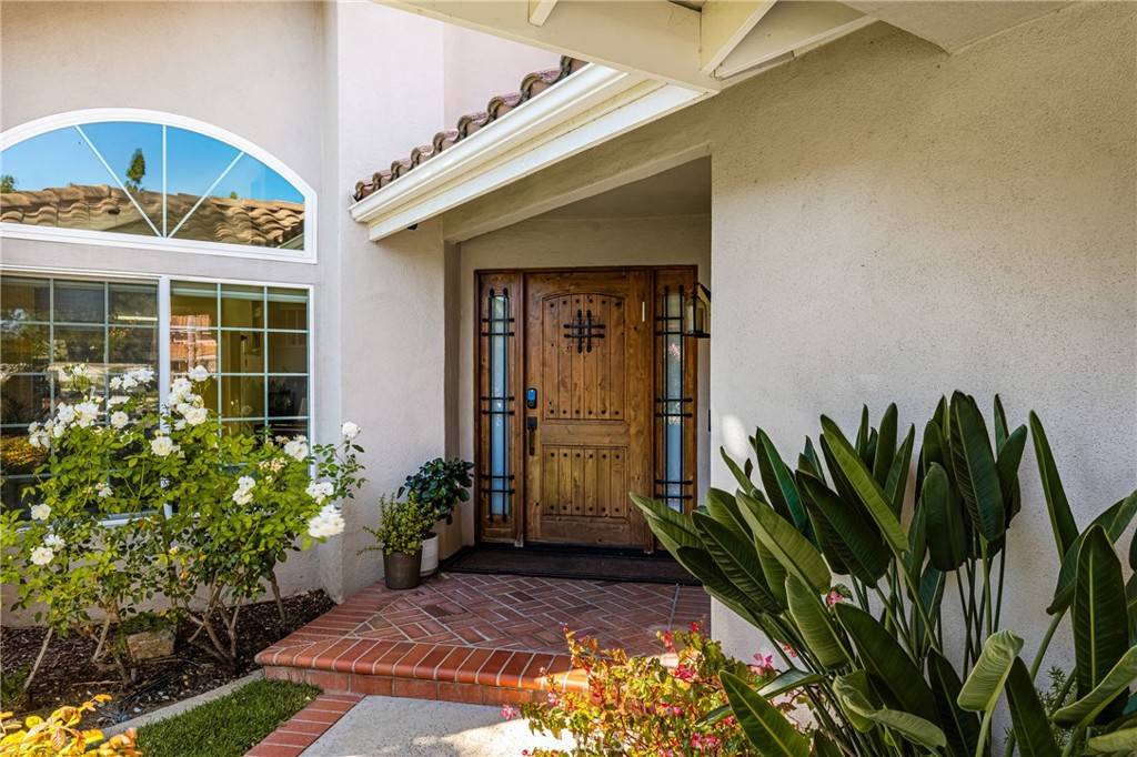 Irvine, CA 92614,5 Bergamo