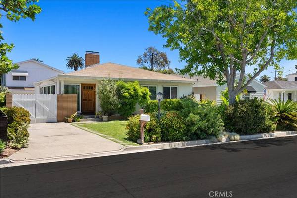 308 Flower ST, Costa Mesa, CA 92627