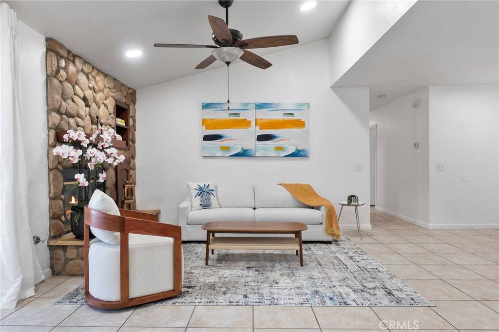 Victorville, CA 92394,15018 Highlander DR