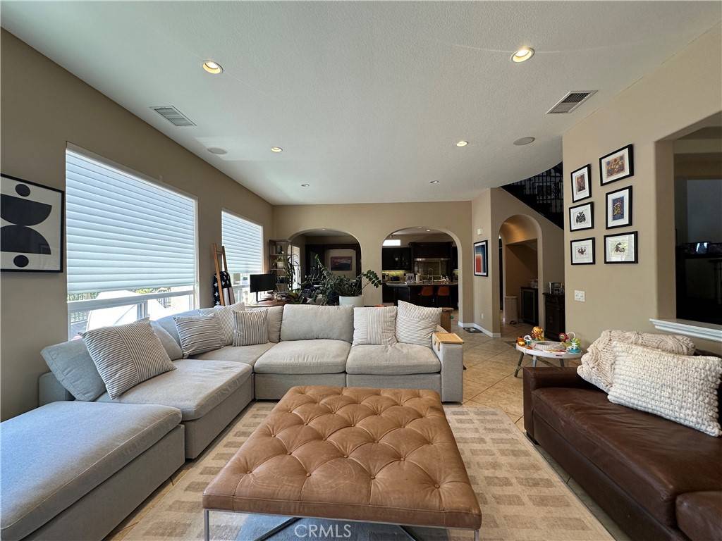 Aliso Viejo, CA 92656,10 Prescott