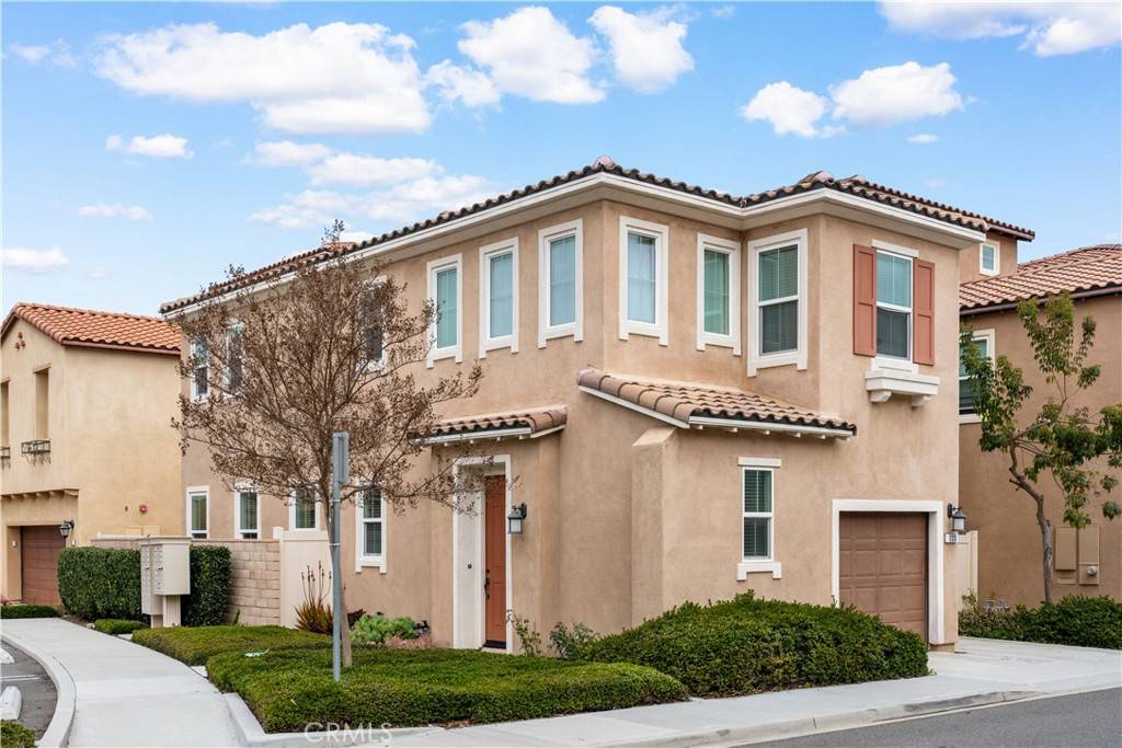 Lake Forest, CA 92630,333 Calle Elegante