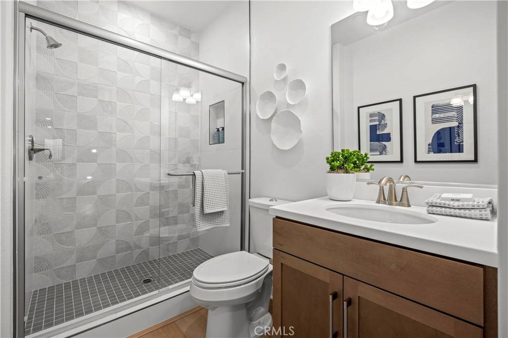 Claremont, CA 91711,121 Evergreen LN