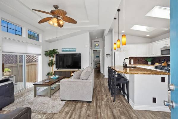 Laguna Beach, CA 92651,30802 Coast #D20