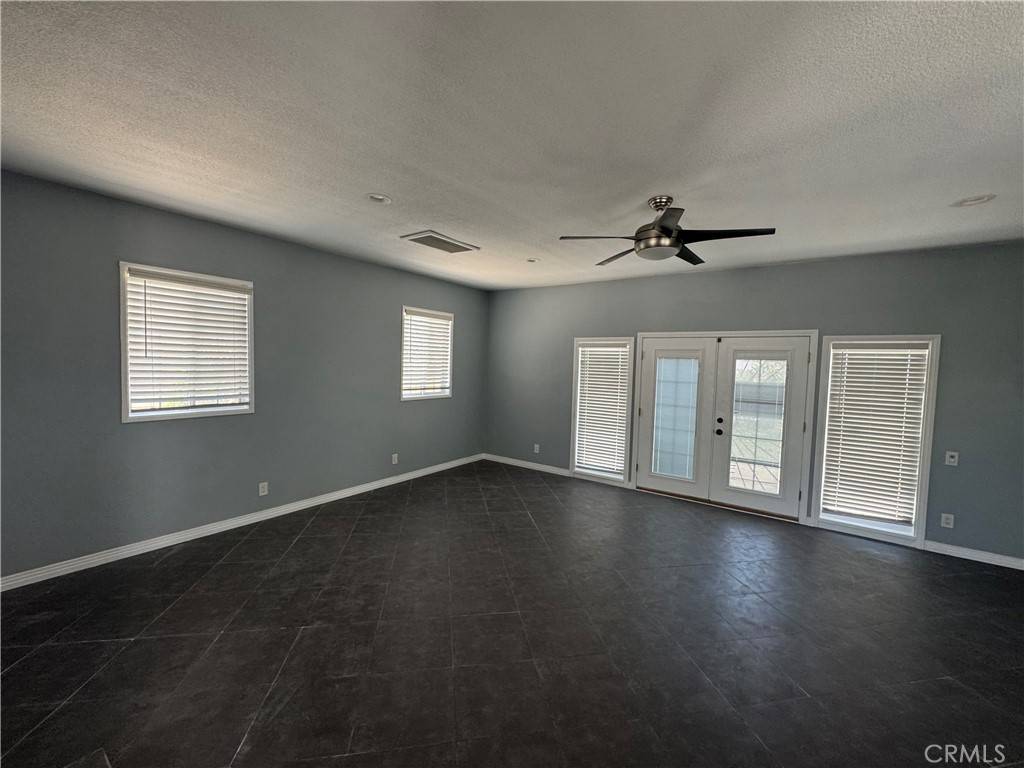 Westminster, CA 92683,14682 Ralph LN