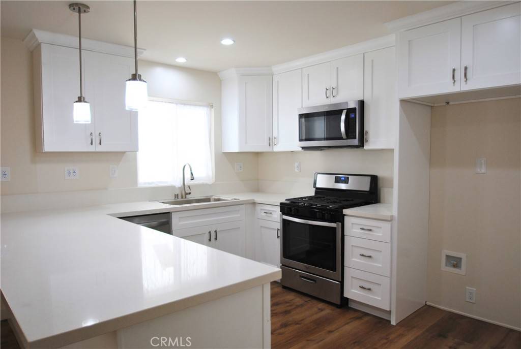 Sunset Beach, CA 90742,16342 N Pacific AVE