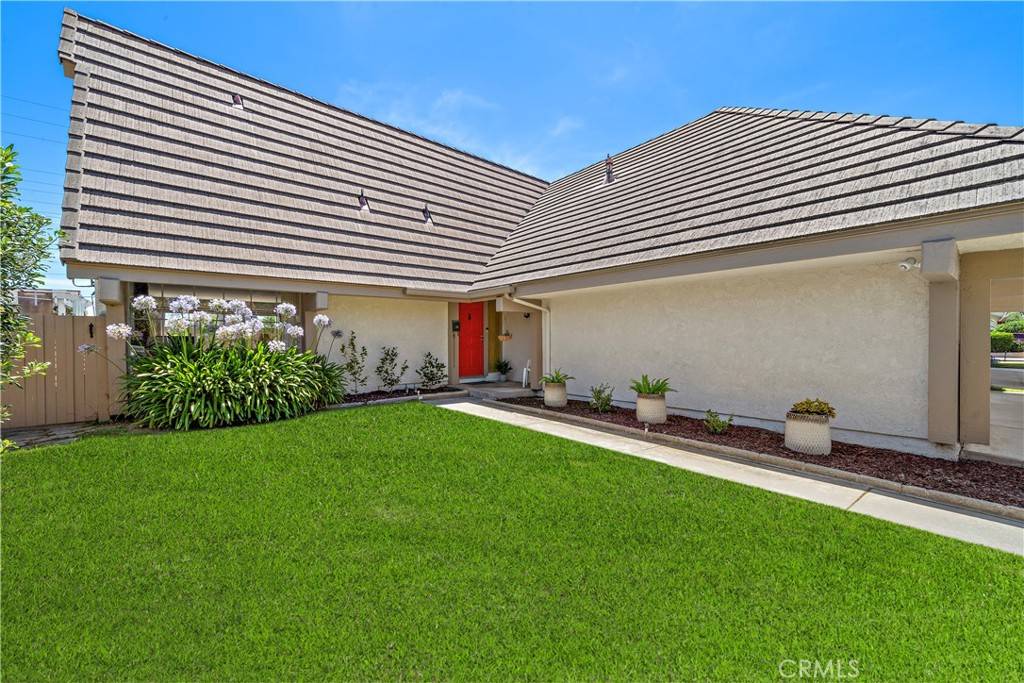 Huntington Beach, CA 92646,20822 Skimmer LN