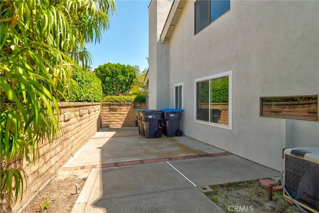 Mission Viejo, CA 92692,27315 Regio