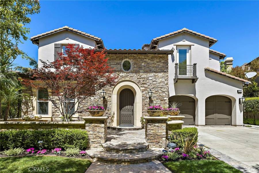19 Dennis LN, Ladera Ranch, CA 92694