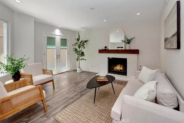 San Clemente, CA 92673,3010 Rosalinda #50