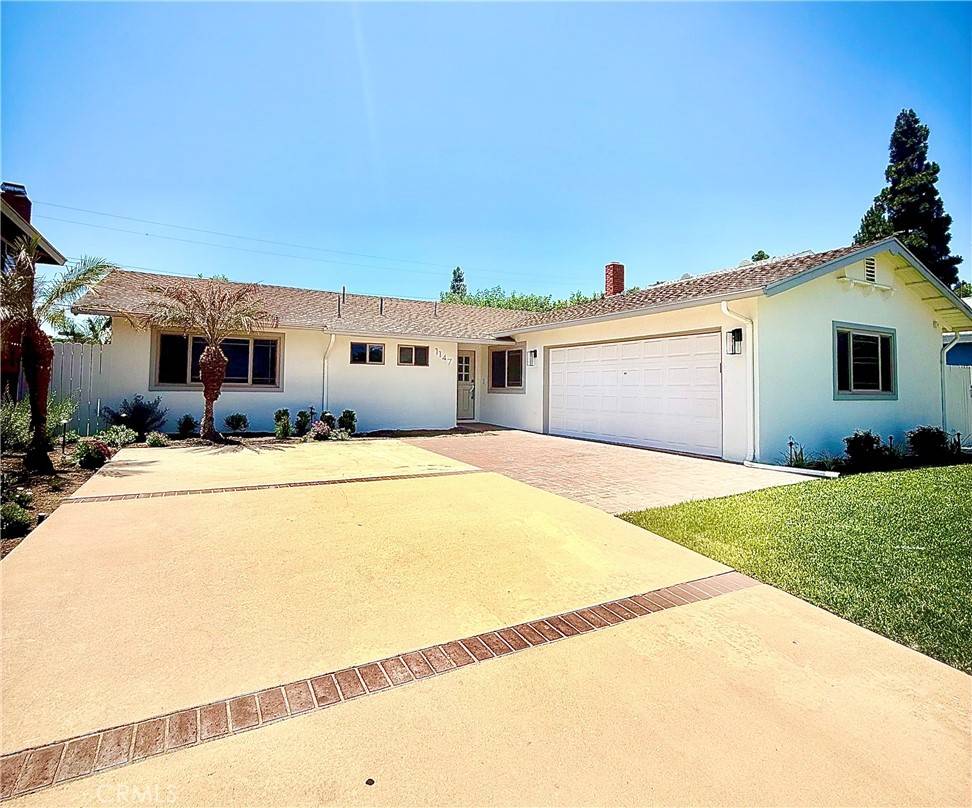 1147 Charleston ST, Costa Mesa, CA 92626