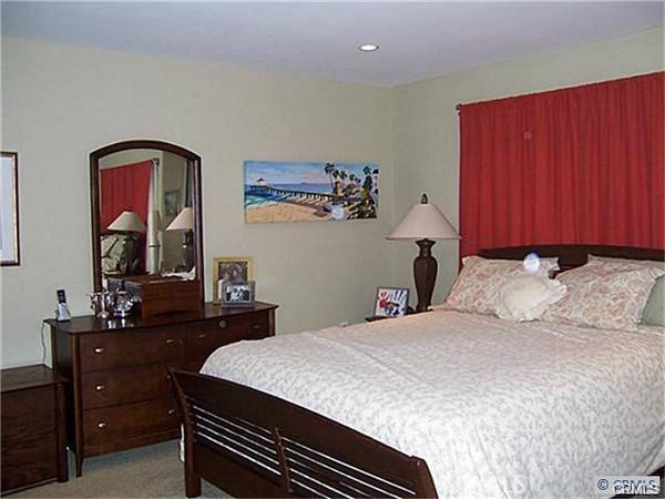 Laguna Woods, CA 92637,3135 Via Serena N #A