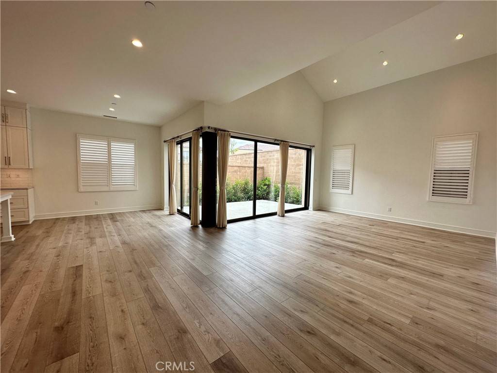 Irvine, CA 92618,130 Poppyseed