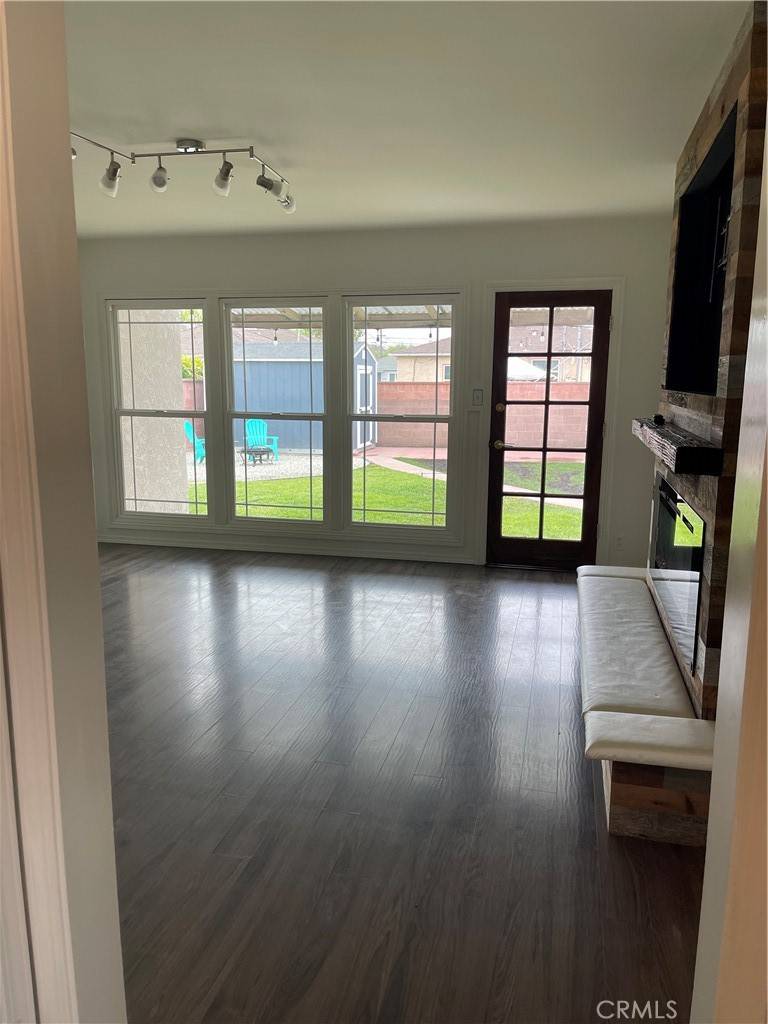 Lakewood, CA 90712,2712 Dashwood ST