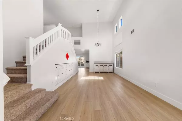 Lake Forest, CA 92610,2 Cameron CIR