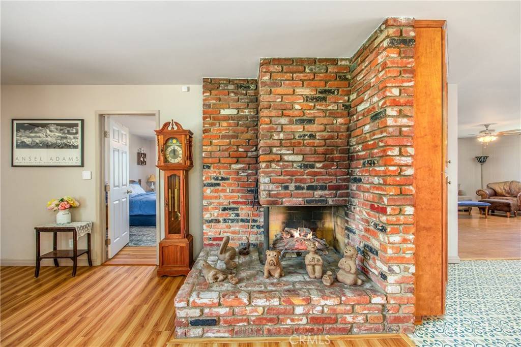 Calimesa, CA 92320,384 Sandalwood DR
