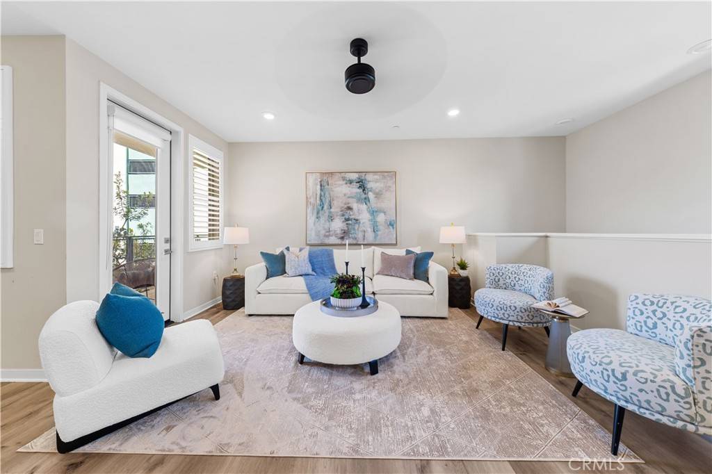 Irvine, CA 92612,107 Bowery
